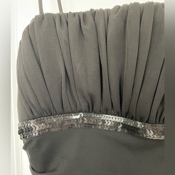 Semi-formal Junior’s Dress - Picture 10 of 17